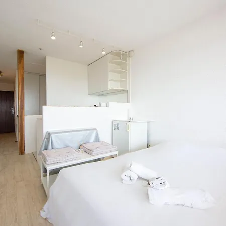 Studio With A 12 M2 Terrasse Sea View In Juan Les Pins * 昂蒂布